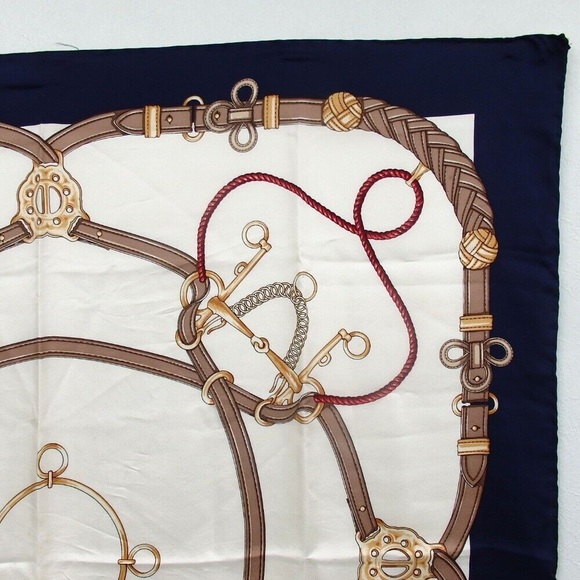 Authentic CELINE scarf silk [Used] - Picture 5 of 10